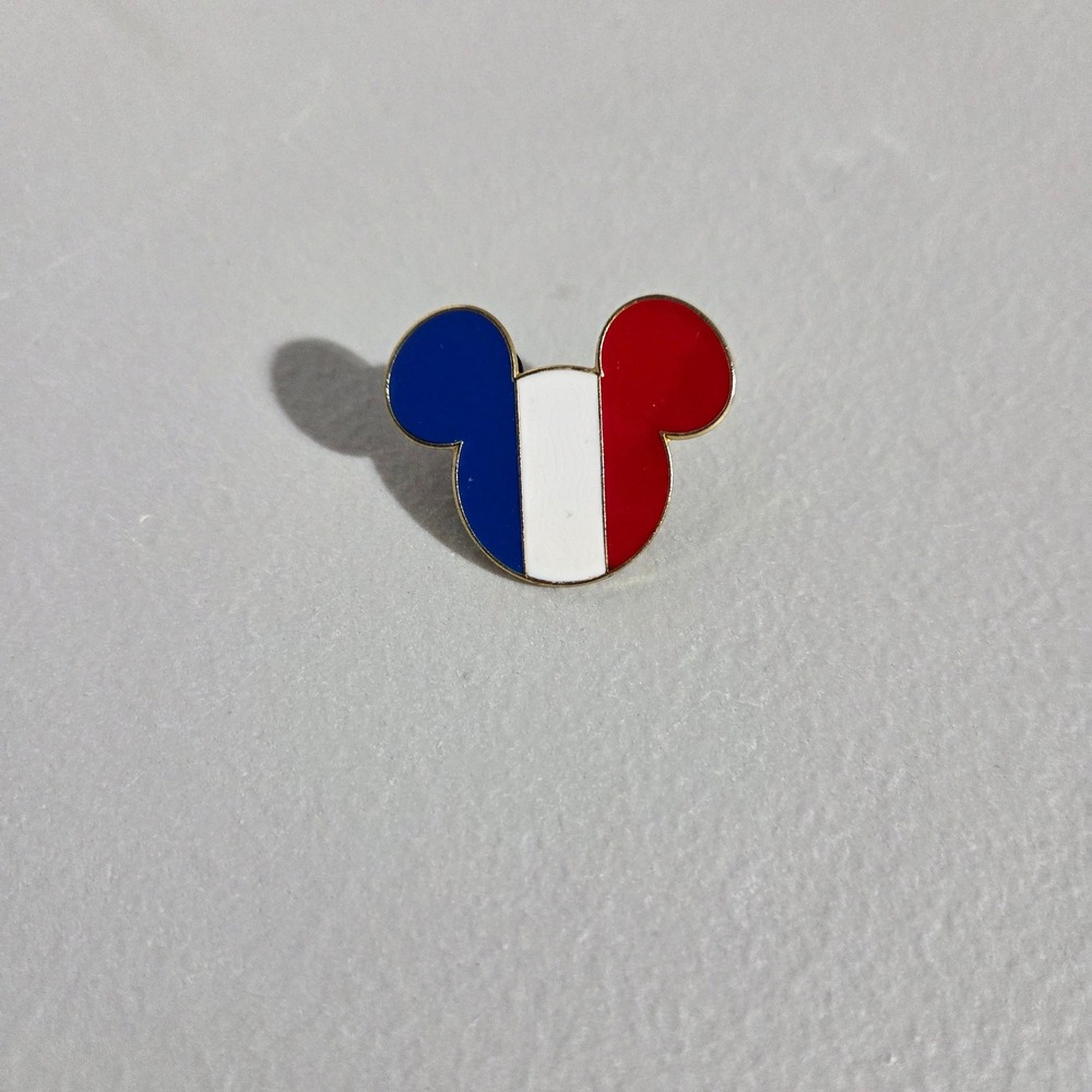 Disney Trading Pin Unisex OS Blue White Red Mickey Mouse France Flag Enamel 2008
